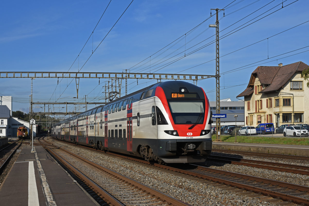 RABe 511 025 durchfährt den Bahnhof Rupperswil. Die Aufnahme stammt vom 10.09.2019.