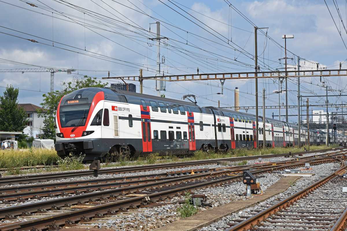 RABe 511 026 durchfährt den Bahnhof Pratteln. Die Aufnahme stammt vom 15.07.2019.