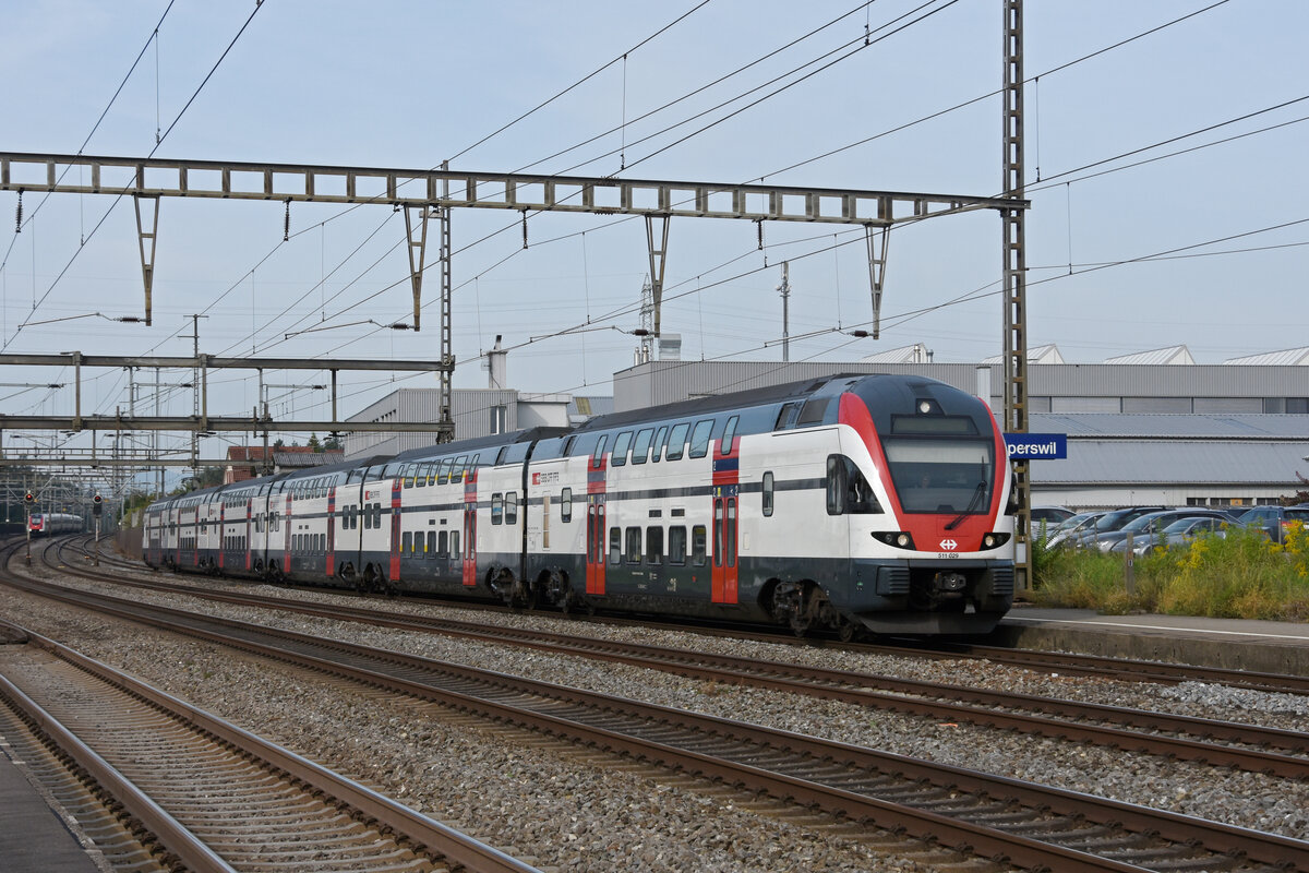 RABe 511 029 KISS durchfährt den Bahnhof Rupperswil. Die Aufnahme stammt vom 07.09.2021.