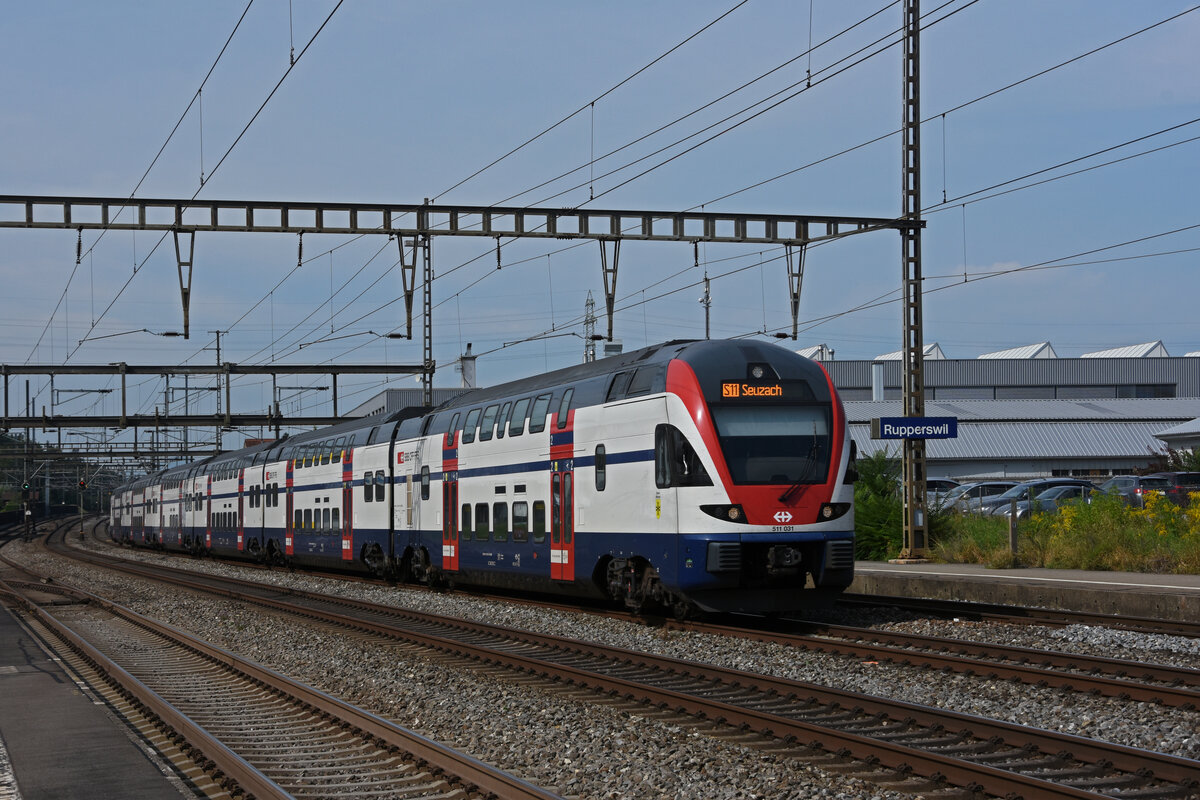 RABe 511 031 KISS, auf der S11, durchfährt den Bahnhof Rupperswil. Die Aufnahme stammt vom 07.09.2021.