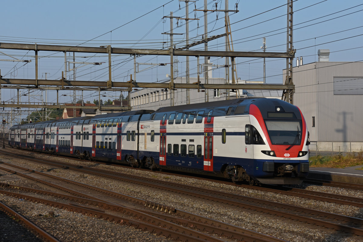 RABe 511 033 durchfährt den Bahnhof Rupperswil. Die Aufnahme stammt vom 14.09.2020.