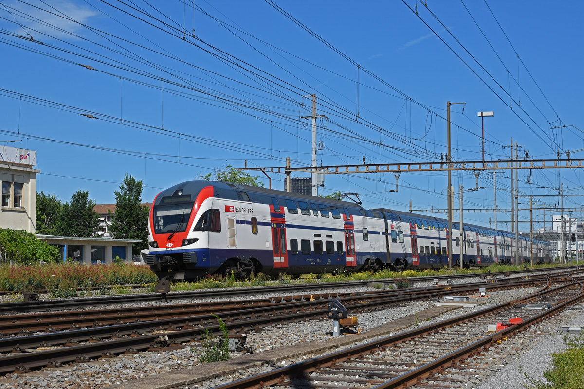 RABe 511 034 durchfährt den Bahnhof Pratteln. Die Aufnahme stammt vom 12.06.2020.