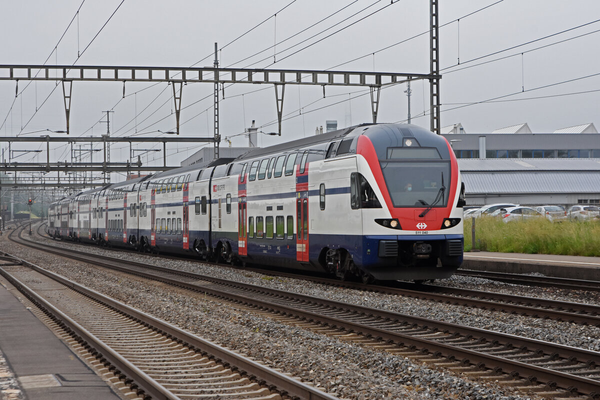 RABe 511 040 KISS durchfährt den Bahnhof Rupperswil. Die Aufnahme stammt vom 10.06.2021.
