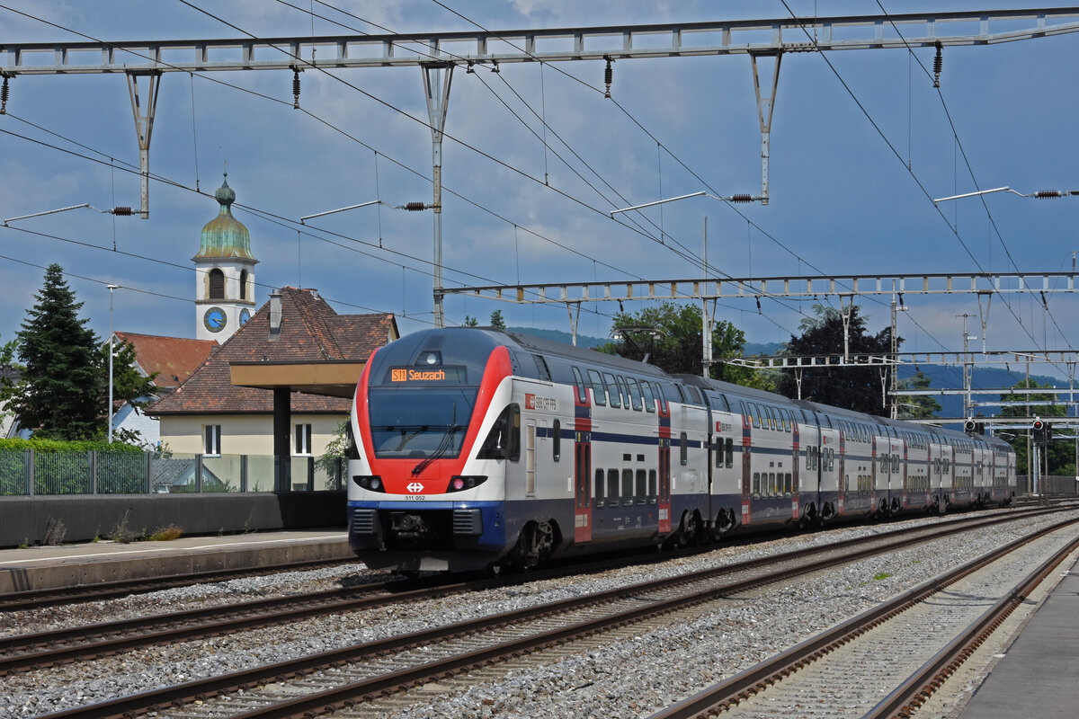 RABe 511 052 KISS, auf der S11, durchfährt den Bahnhof Rupperswil. Die Aufnahme stammt vom 17.07.2021.