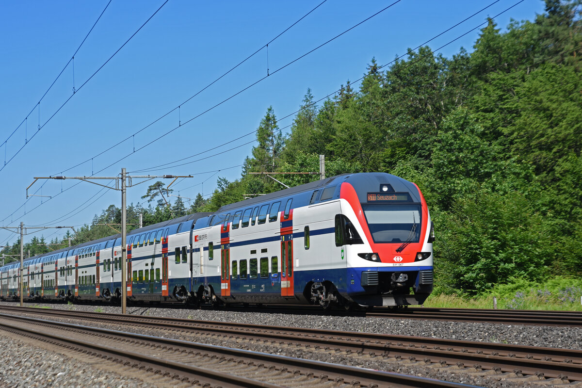 RABe 511 067, auf der S11, fährt Richtung Bahnhof Rupperswil. Die Aufnahme stammt vom 15.06.2021.