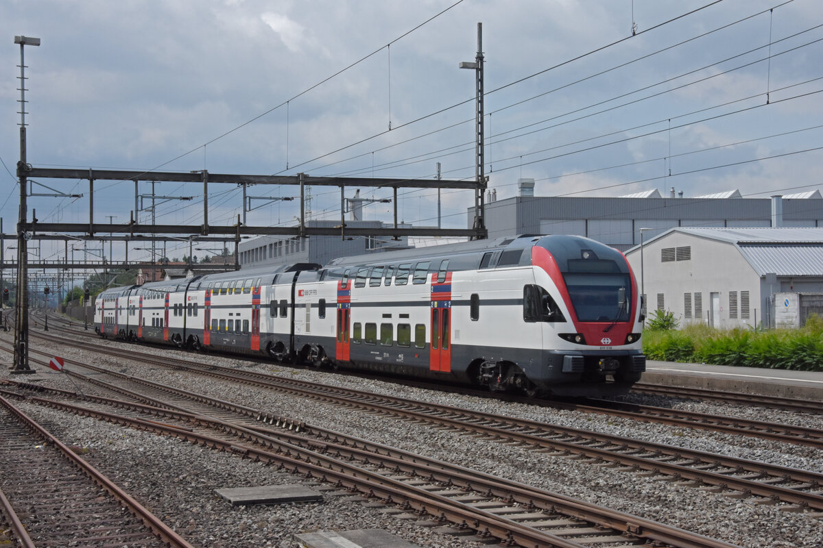 RABe 511 118 KISS durchfährt den Bahnhof Rupperswil. Die Aufnahme stammt vom 17.07.2021.