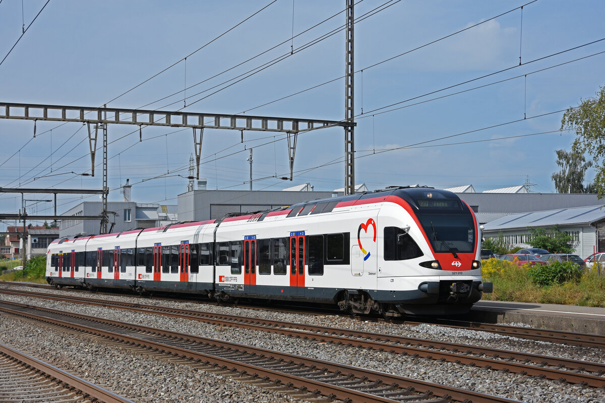 RABe 521 013, auf der S23 fährt beim Bahnhof Rupperswil ein. Die Aufnahme stammt vom 07.09.2021.