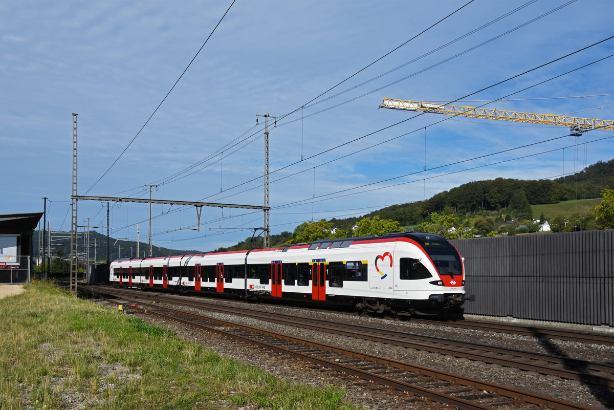 RABe 521 023, auf der S3, fährt beim Bahnhof Gelterkinden ein. Die Aufnahme stammt vom 25.08.2020.