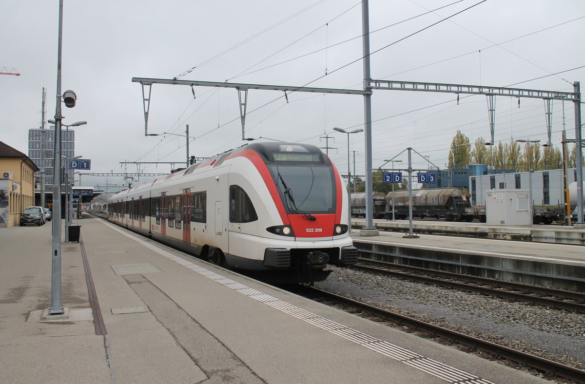 RABe 522 209 am 22.10.2019 in Delémont als RE nach Méroux (TGV)