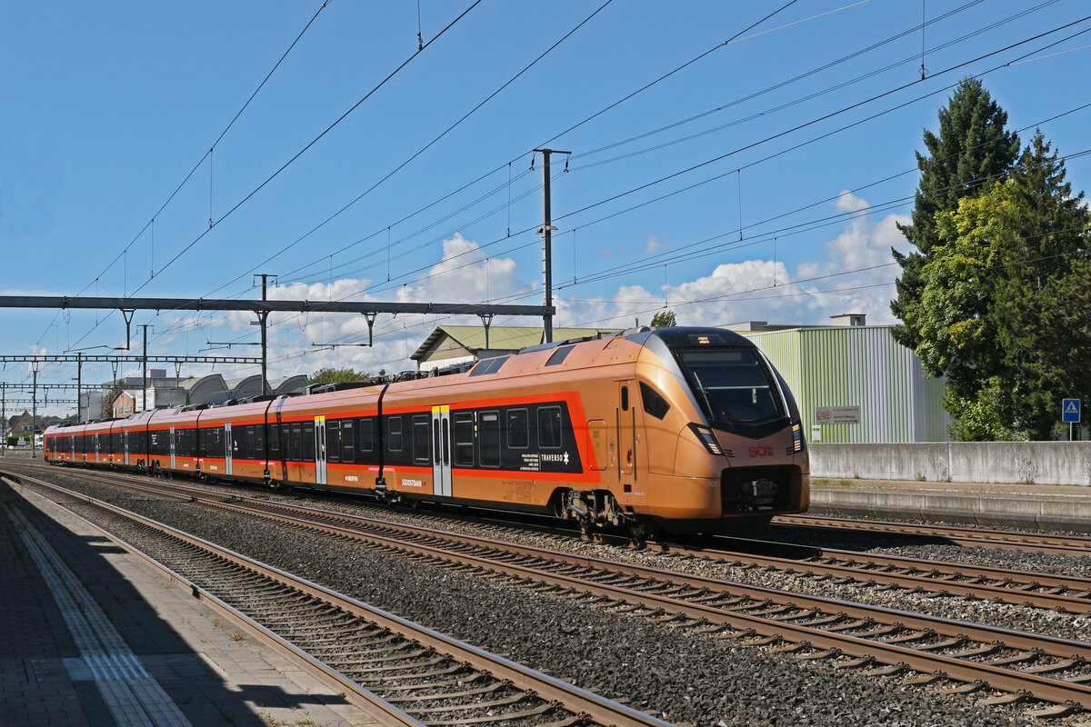 RABe 526 101 Traverso der SOB durchfährt am 15.09.2025 den Bahnhof Rothrist.