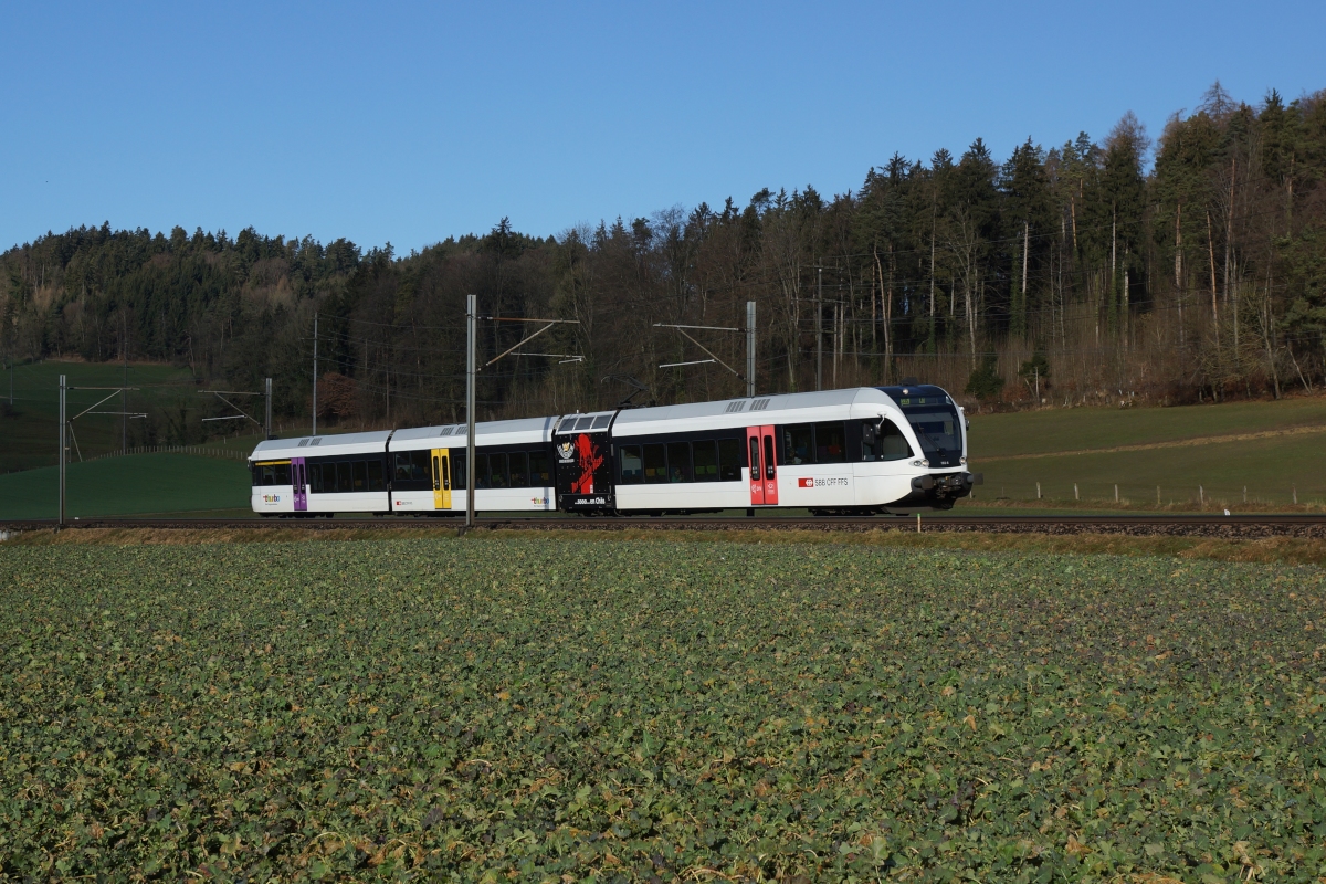 RABe 526 783-6 befindet sich am 22.02.2014 zwischen Schottikon und Elgg.