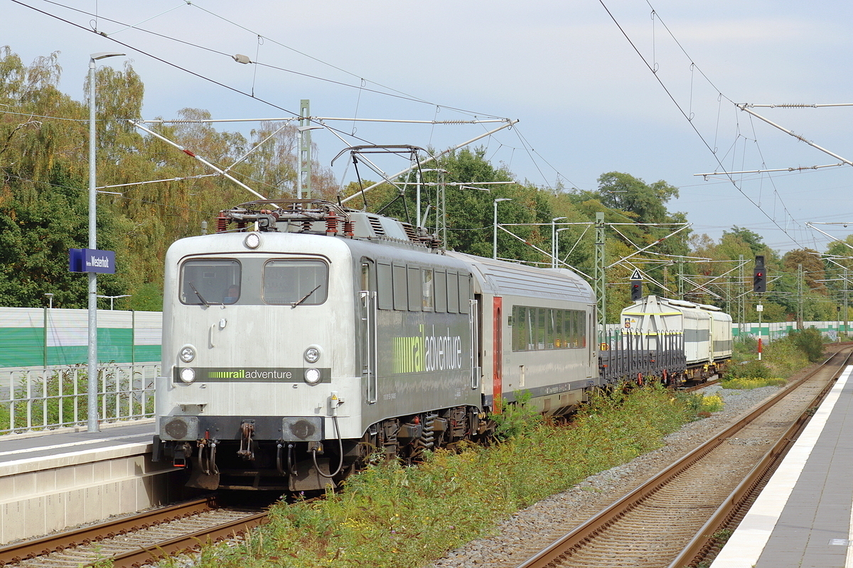 RADVE 139 558-1 durchf�hrt mit einem belgischen Steuerwagen und Schutzwagen Herten-Westerholt 29.9.2026
