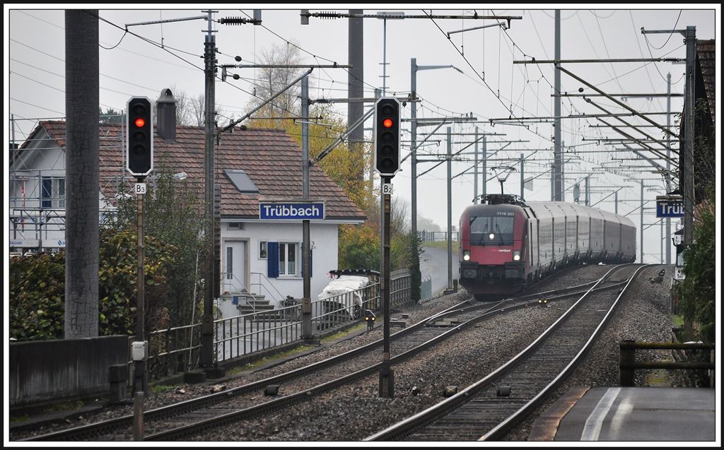 Railjet 165 mit 1116 207 in Trbbach. (21.11.2013)
