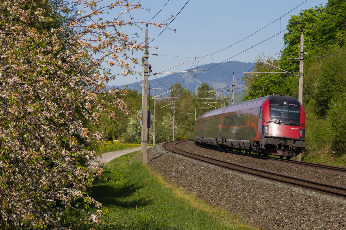 Railjet kurz vor Altach, Richtung Dornbirn. 21.4.18