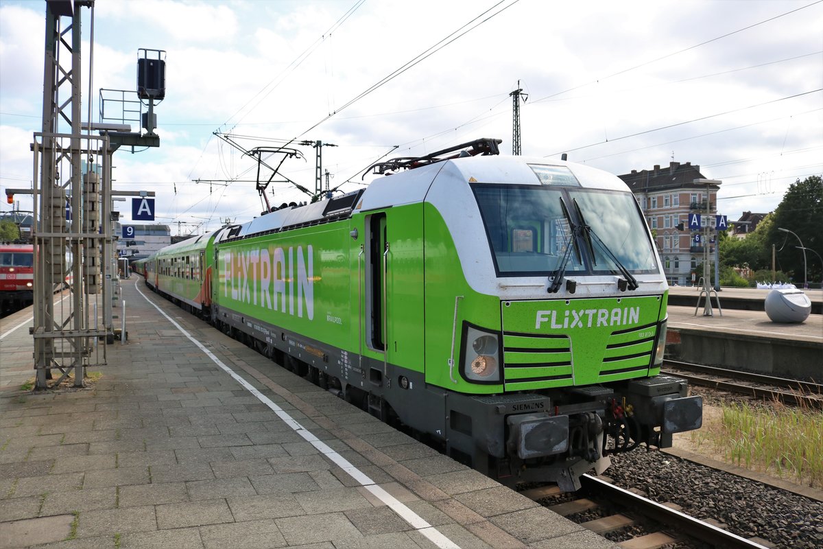 Railpool/Flixtrain 193 813-3 mit dem FLX am 16.07.19 im Hamburg Altona