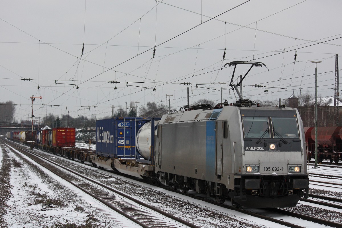 Railpool/RTB 185 692 am 12.3.inem KLV in Dsseldorf-Rath.