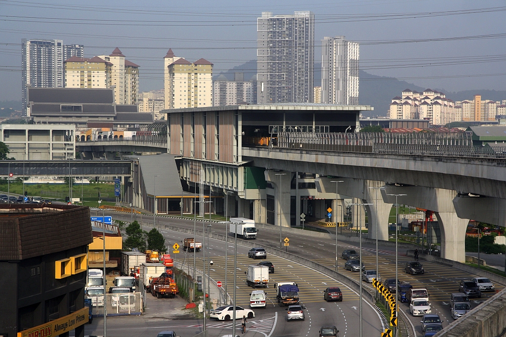 rapidKL MRT Stesen Jinjang (PY11) am 12.März 2024.