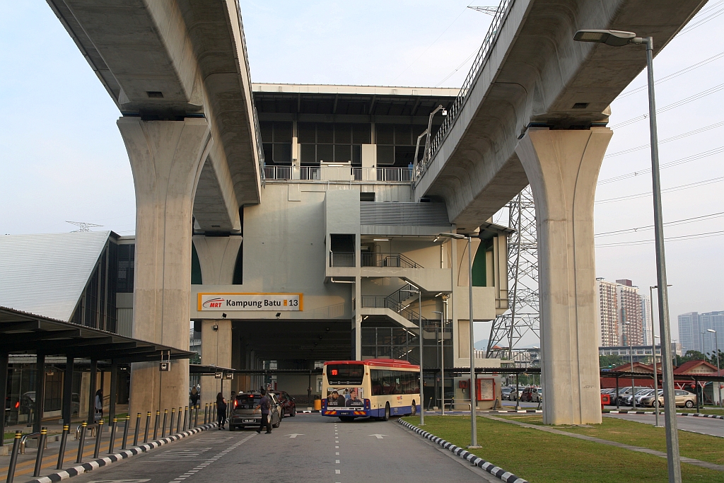 rapidKL MRT Stesen Kampung Batu (PY13) am 12.März 2024.