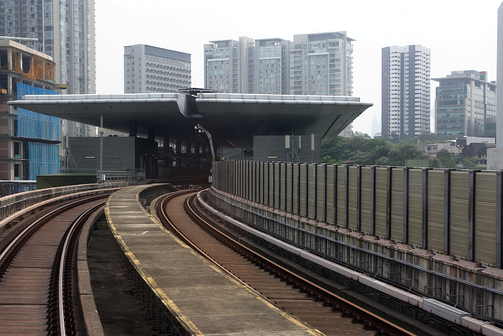 rapidKL MRT Stesen Pusat Bandar Damansara (KG13) am 12.März 2024.