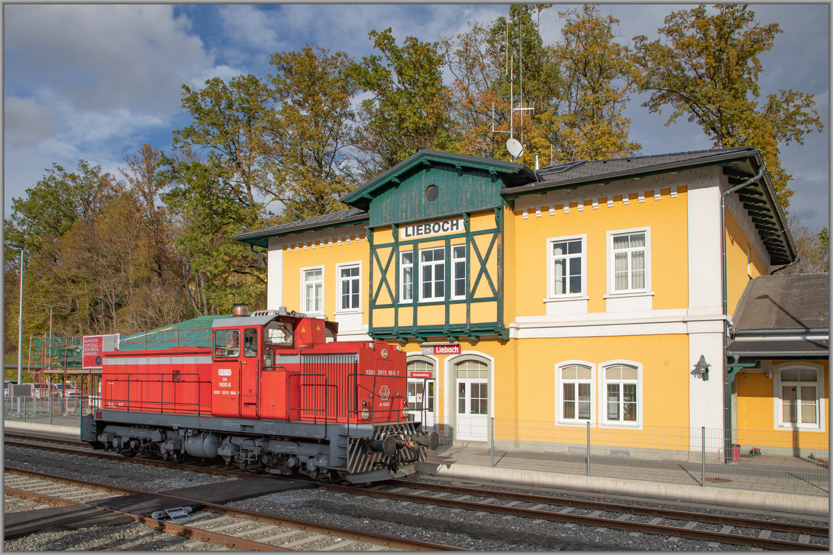Rast für DH 1500.6  im Bahnhof Lieboch . 
Der in den letzten Tagen und Monaten umgebaute Knotenpunkt der Graz Köflacher Eisenbahn wird bald fertiggestellt sein .
3.11.2019