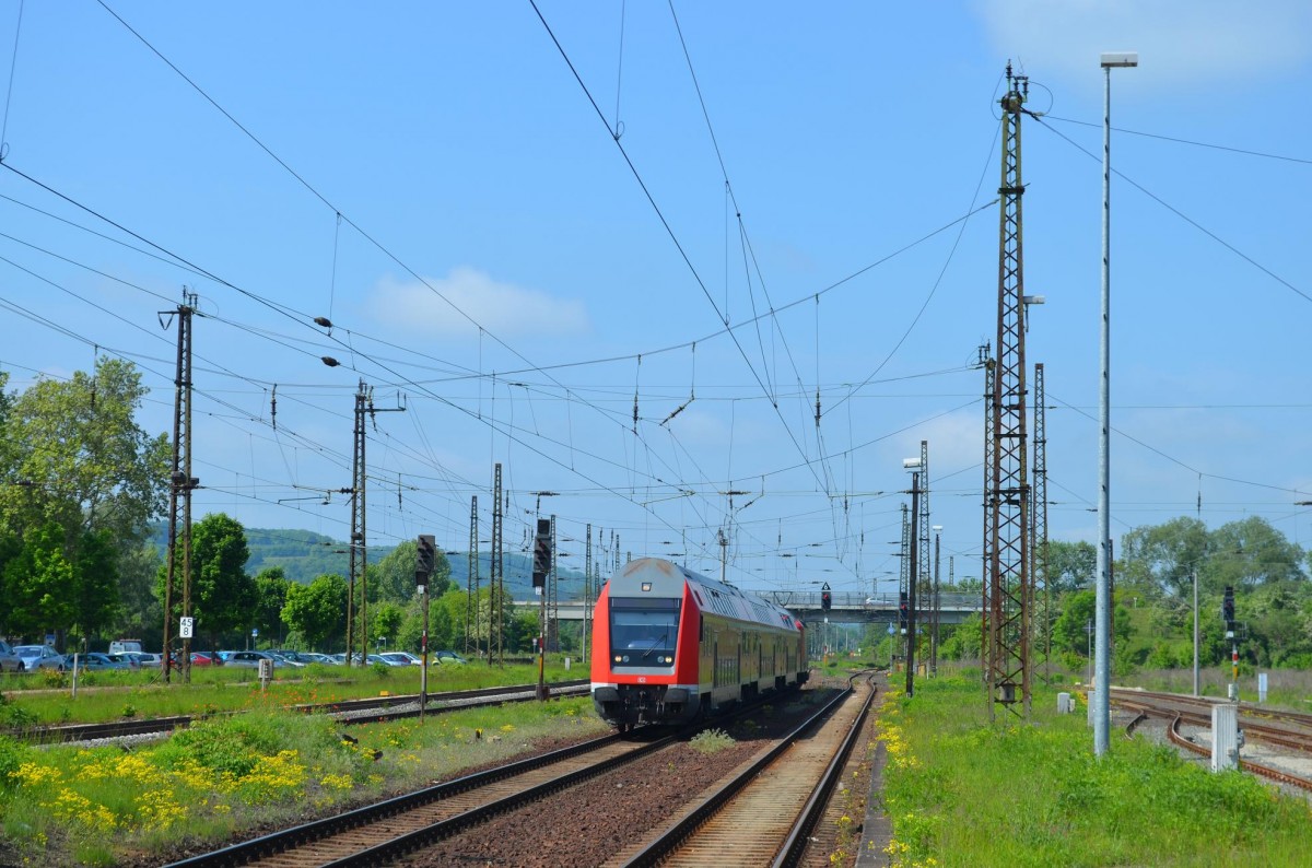 RB 19 Saalfeld - Naumburg, Kommt Steuerwagen voraus in Naumburg an 28.05.2013