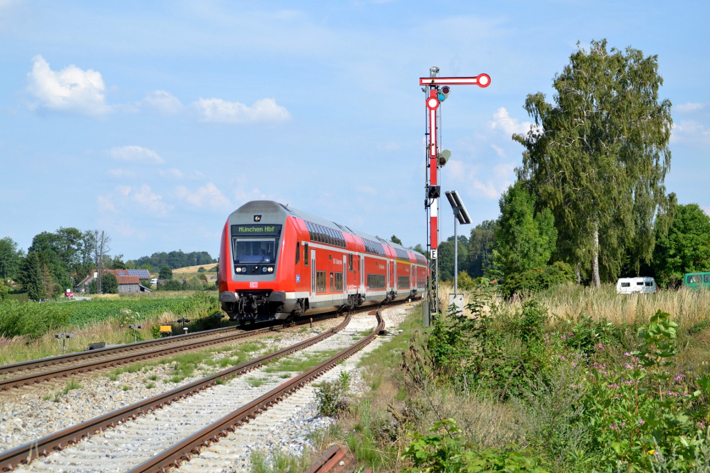 RB 27064 nach München am 16.07.2014 in Weidenbach. 