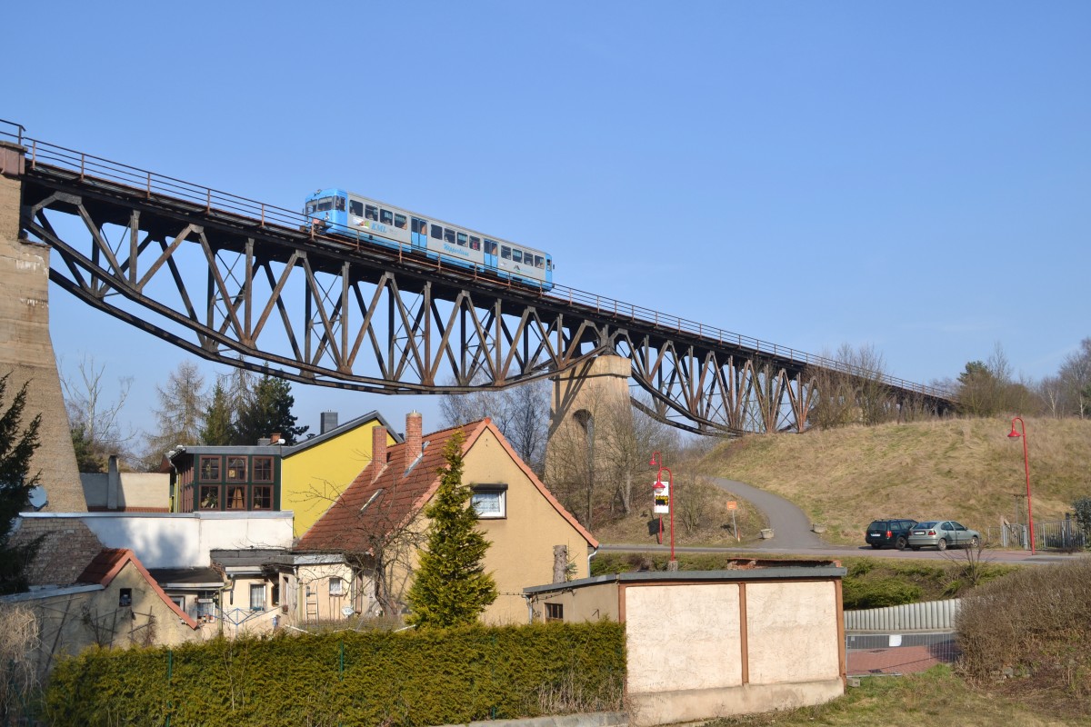 RB 34993 Wippra - Klostermansfeld am 19.03.2015 beim Überqueren des Mansfelder Viadukts.