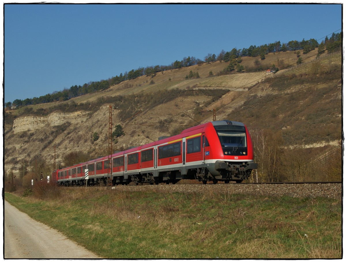 RB 58034 Richtung Bamberg geschoben von der 146 247-2 bei Thüngersheim am 11.03.14.