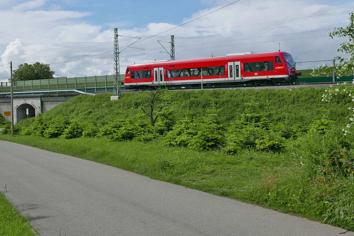 RB 92 / 17828, Lindau-Insel - Aulendorf, fährt am 07.06.2021 an Bodolz vorbei
