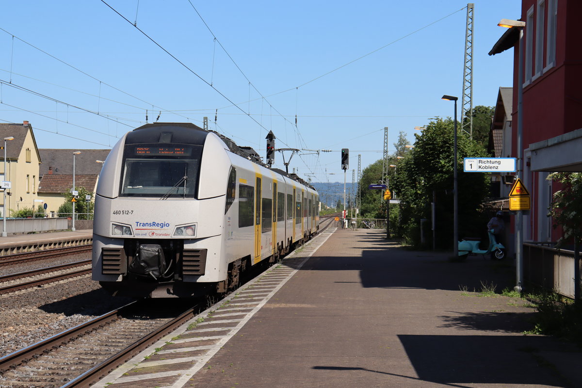 RB26 in Bahnhof Urmitz Richtung Mainz am 1.6.2020.