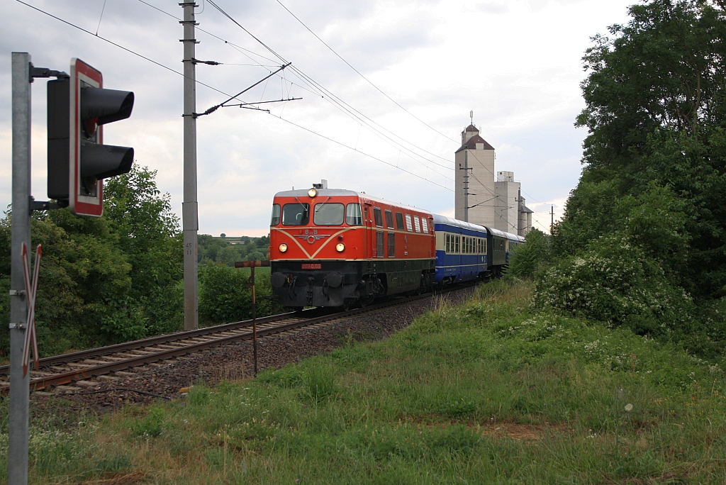 RBAHN 2050.09 am 07.Juli 2019 mit dem SR 14994 (Zwettl - Wien Praterstern) bei Absberg.