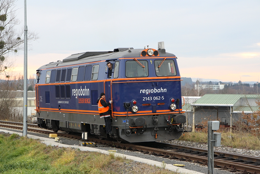 RBAHN 2143 062-5 am 25.November 2017 beim Verschub in Hartberg.