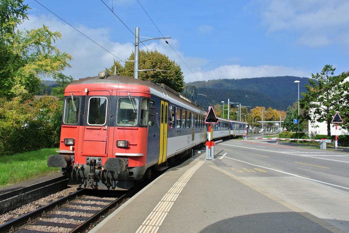 RBe 206 mit den EWI/II Pendel in Thalbrcke, 03.10.2014.