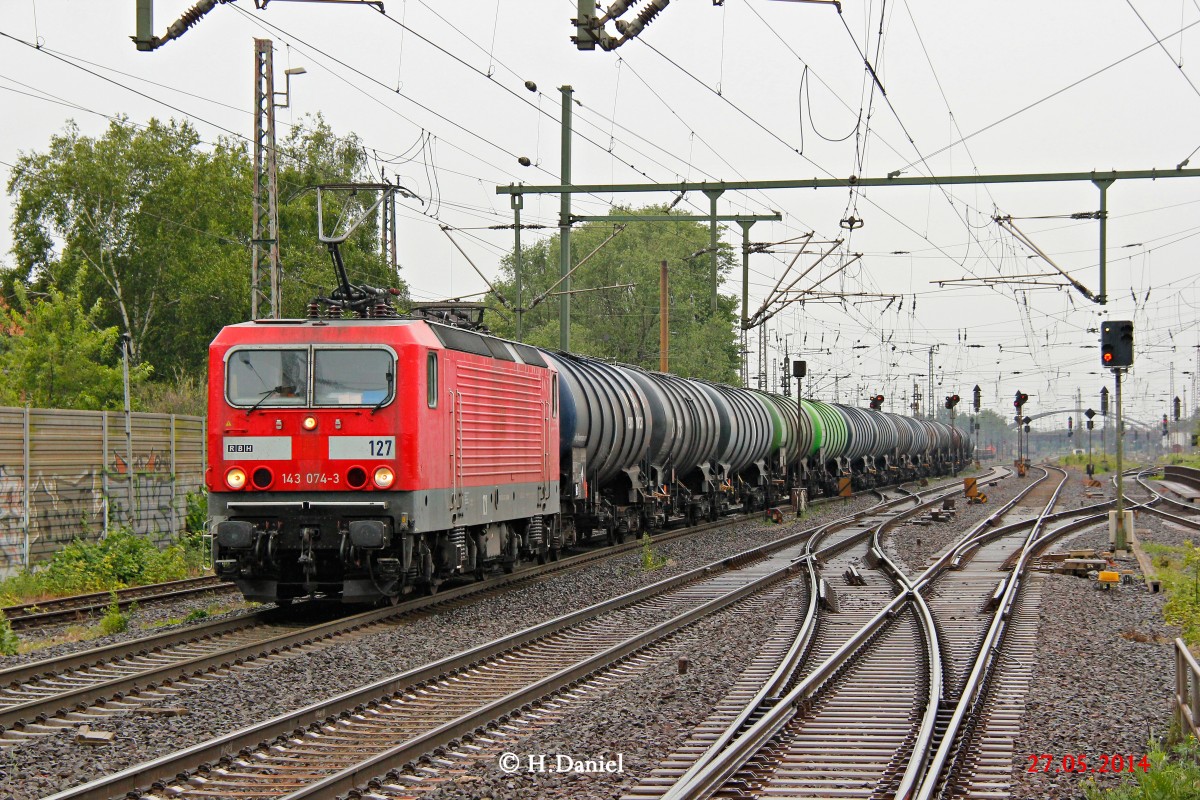RBH 143 074-3 mit einem Kesselzug am 27.05.2014 in Hannover Linden Fischerhof.