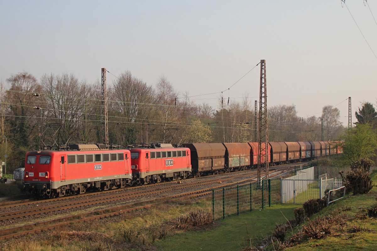 RBH 163+RBH 165 am 14.3.14 mit einem leeren Kohlewagenzug in Ratingen-Lintorf.