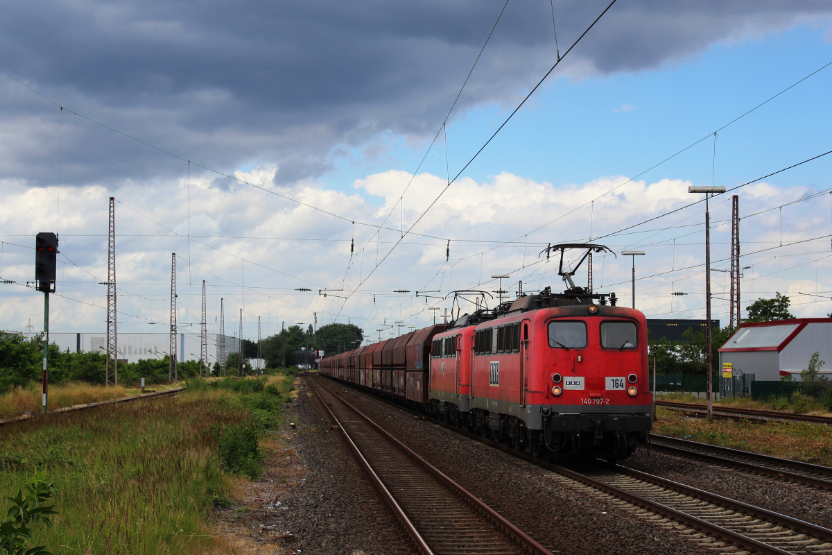 RBH 164 (140 797) + RBH 161 (140 772) am 09.07.2015 in Hilden 
