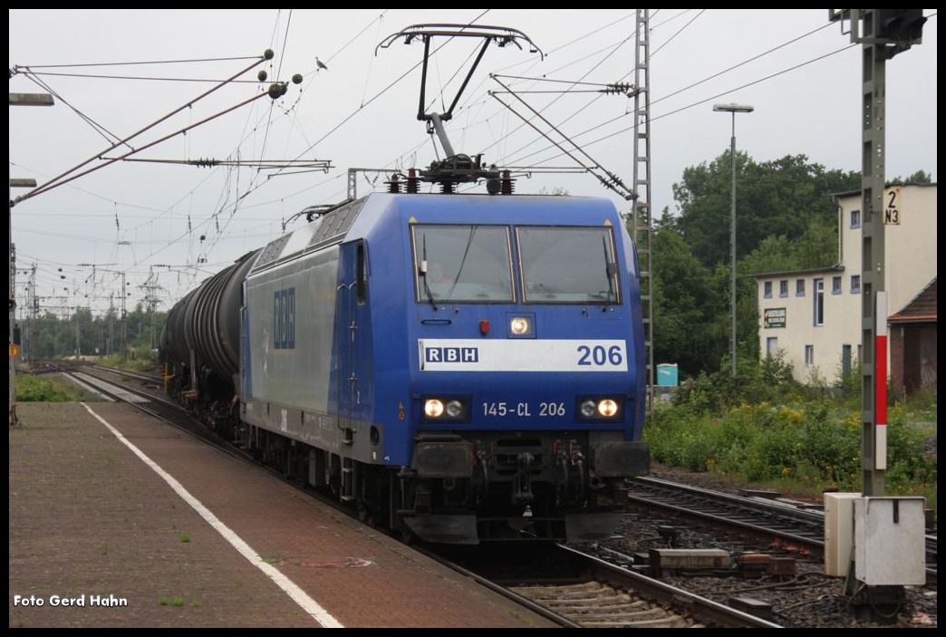 RBH 205 bzw. 145 CL 206 fährt am 13.07.2015 um 18.27 Uhr mit einem Kohlependel aus Emden kommend durch den Bahnhof Salzbergen.
