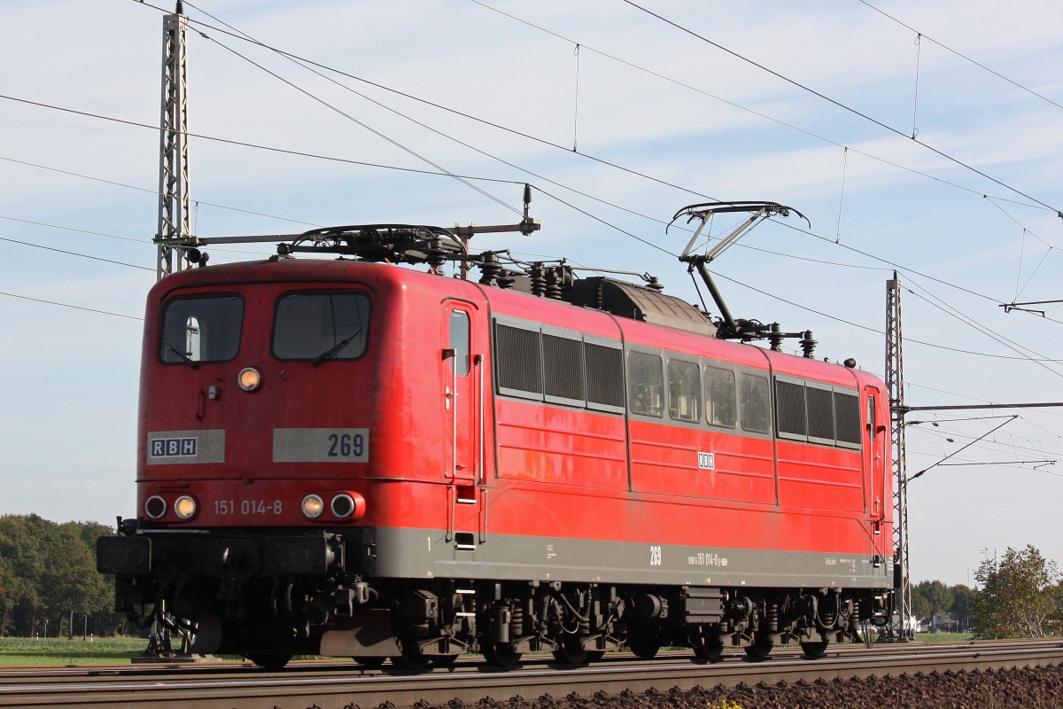 RBH 269 (151 014) am 19.10.13 als Lz in Dedensen-Gümmer.