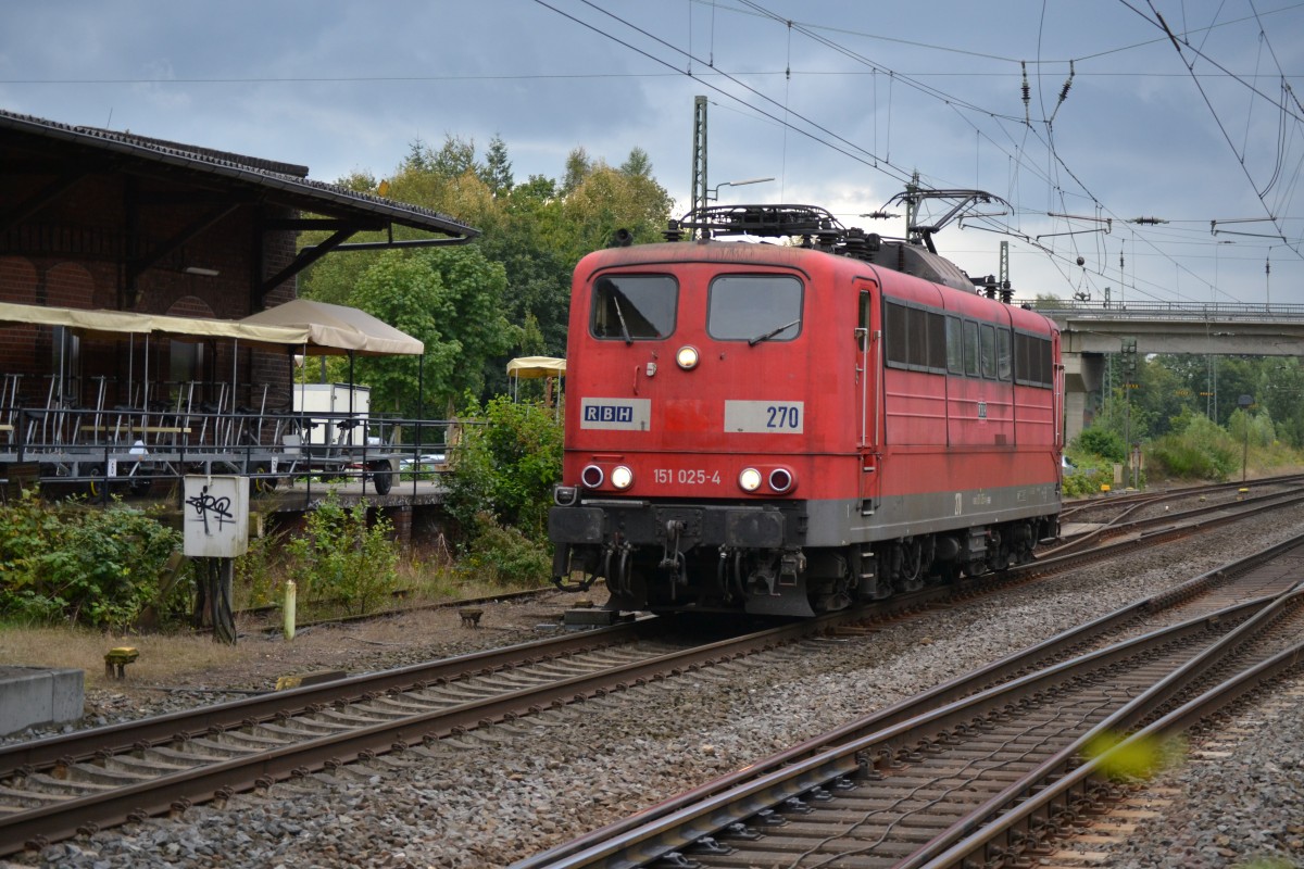 RBH 270 oder auch 151 015-4 als Tfzf am 15.08.14 in Ostbevern. 