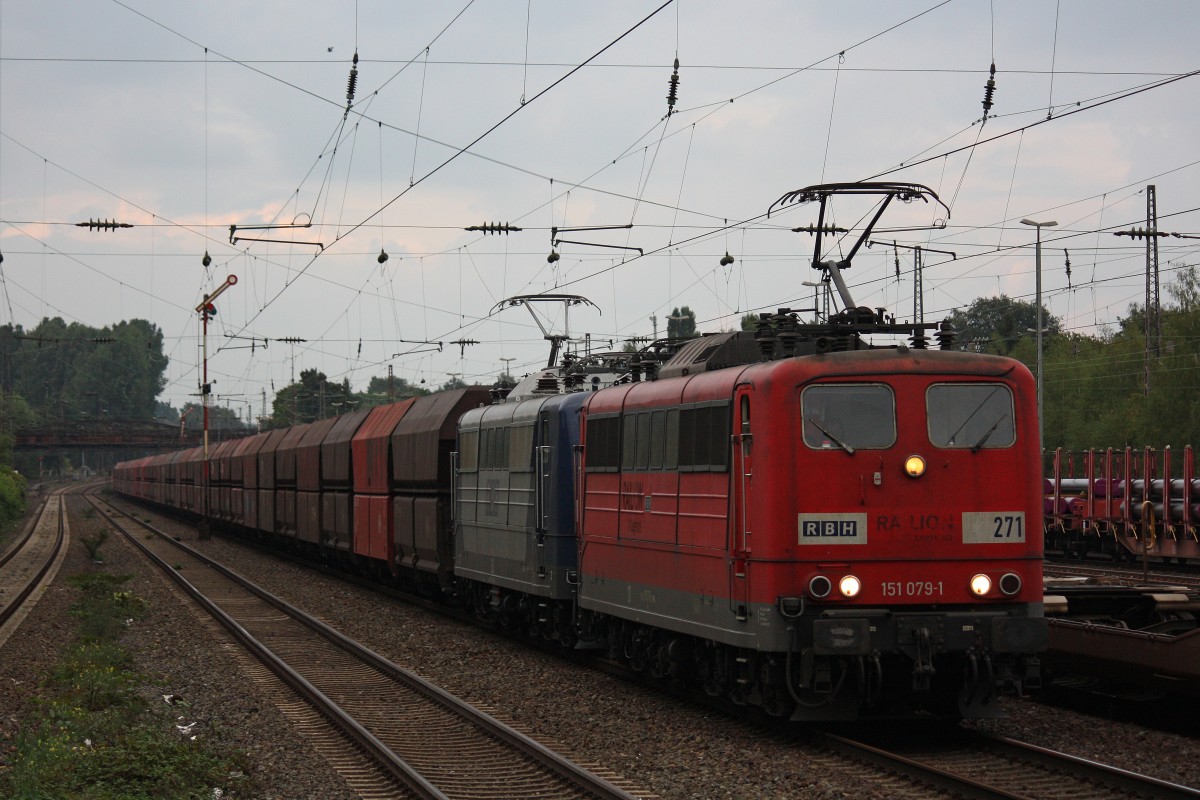 RBH 271 (151 079)+RBH 263 (151 123) mit einem Kohlezug am 18.9.13 in Düsseldorf-Rath.
