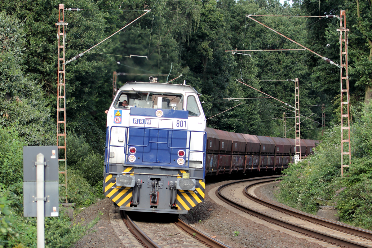 RBH 801 (275 801-5) am BÜ KM27,298 auf der Hamm-Osterfelder Strecke in Recklinghausen 26.8.2015
