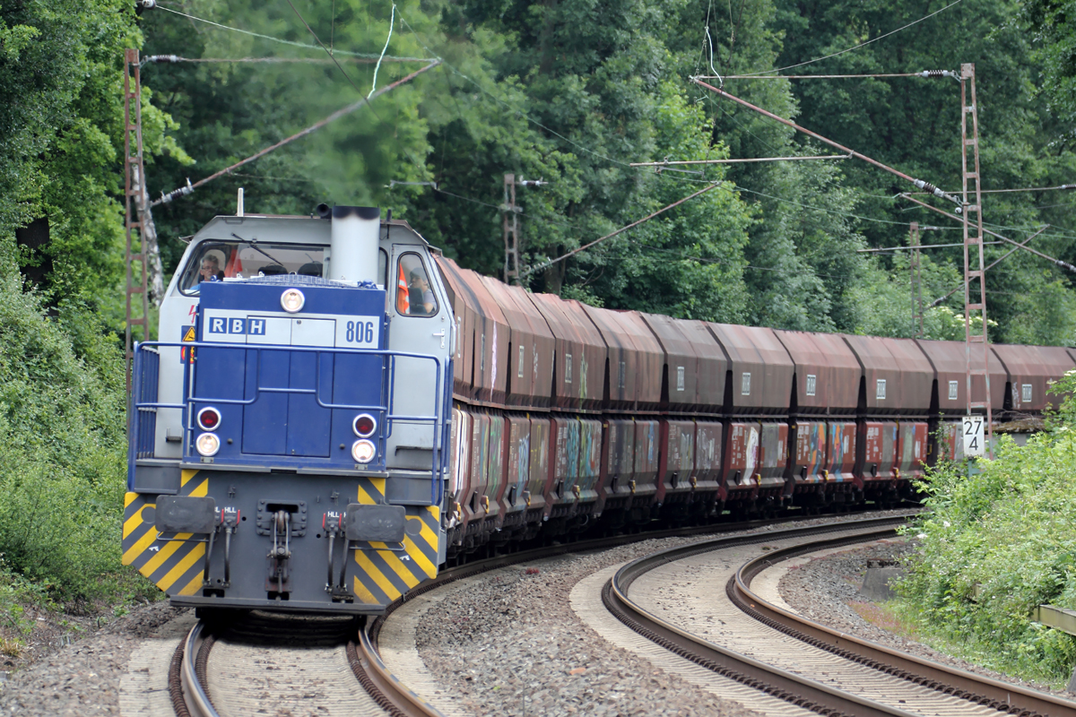 RBH 806 (275 806-4) am BÜ KM27,298 auf der Hamm-Osterfelder Strecke in Recklinghausen 9.6.2015