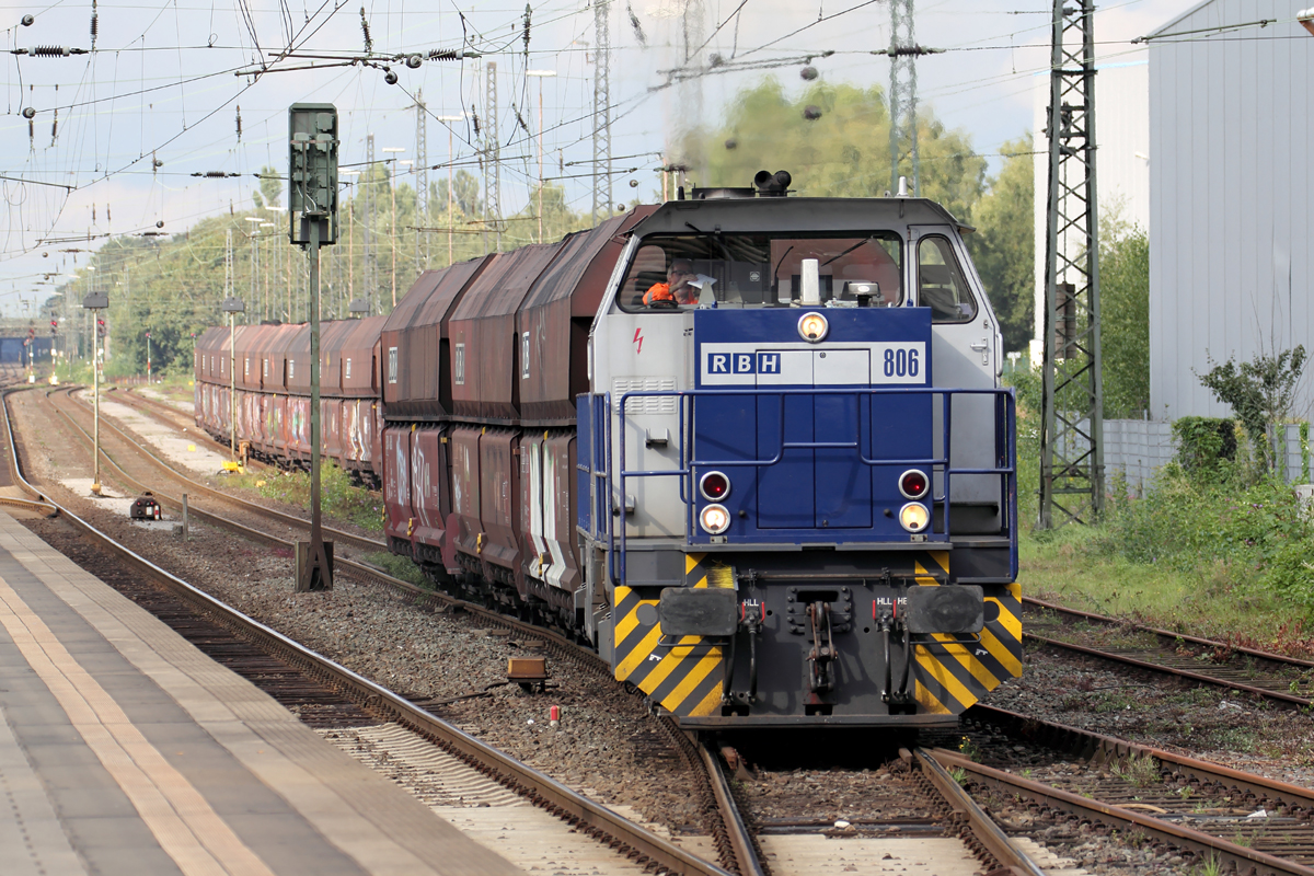 RBH 806 (275 806-4) durchfährt Recklinghausen-Süd 23.9.2015