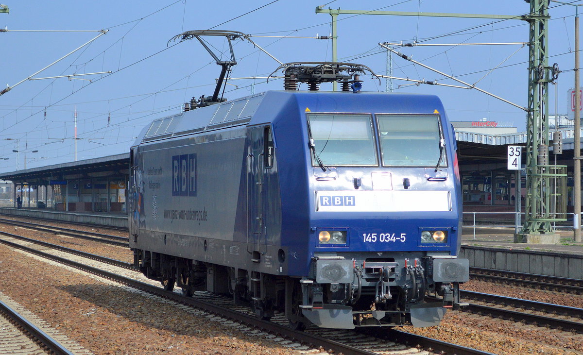 RBH Logistics GmbH mit  145 034-5  [NVR-Number: 91 80 6145 034-5 D-DB] am 05.04.19 Bf. Flughafen Berlin-Schönefeld.