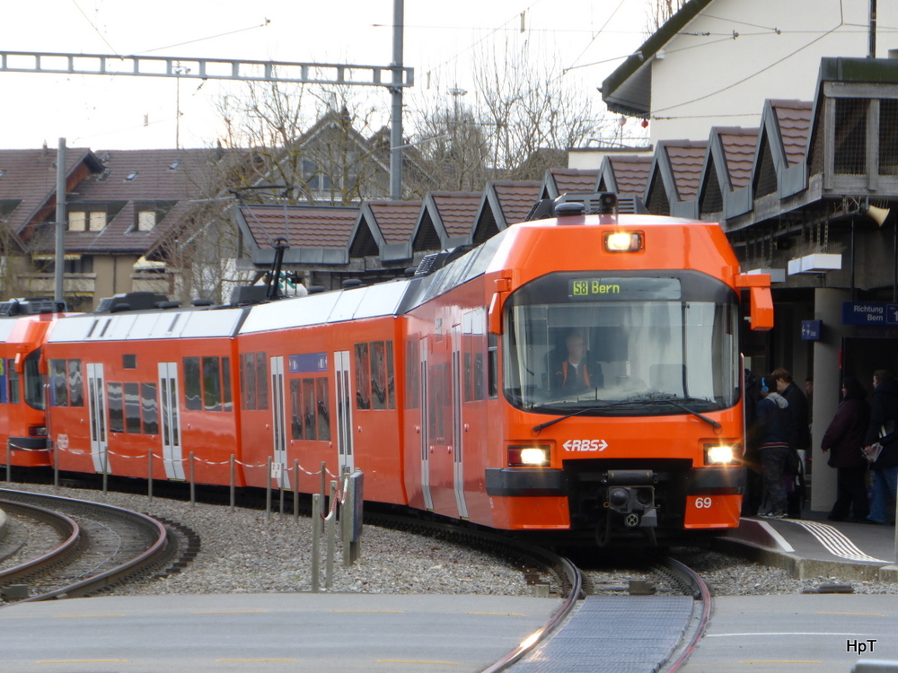 RBS -  Triebwagen Be 4/12 69 in Schönbühl am 25.03.2014