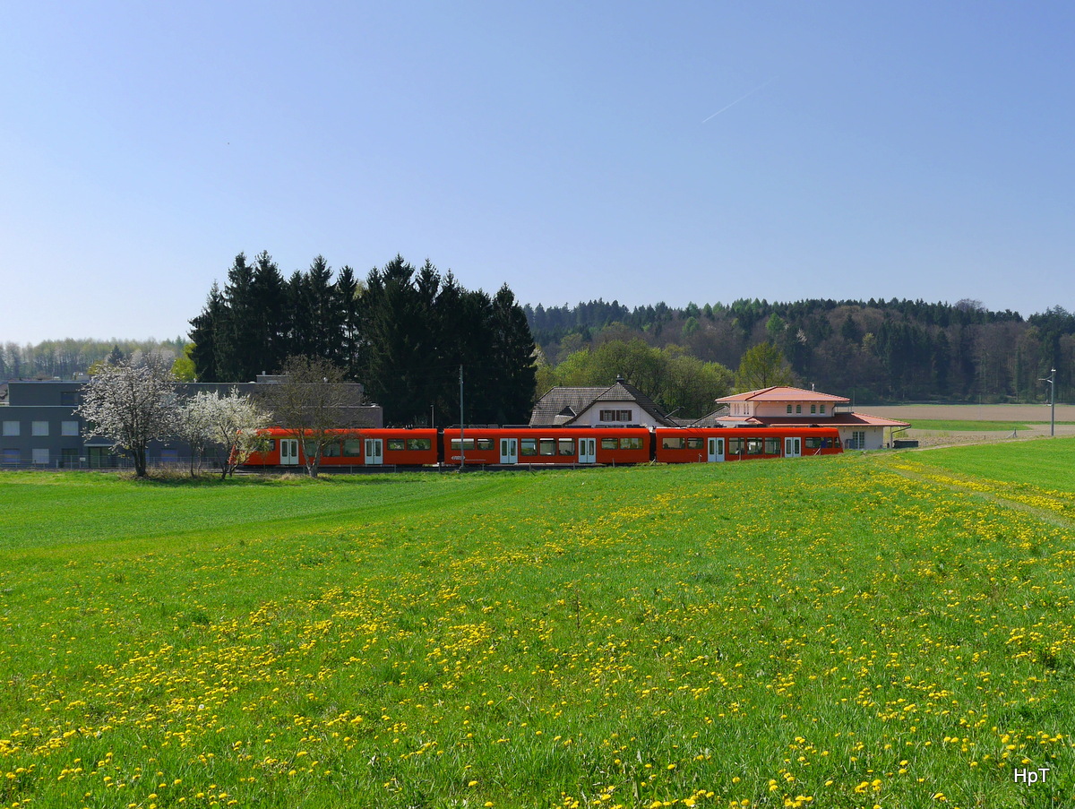 RBS - Triebzug RABe 4/12 ... unterwegs zwischen Solothurn und Biberist am 08.04.2017