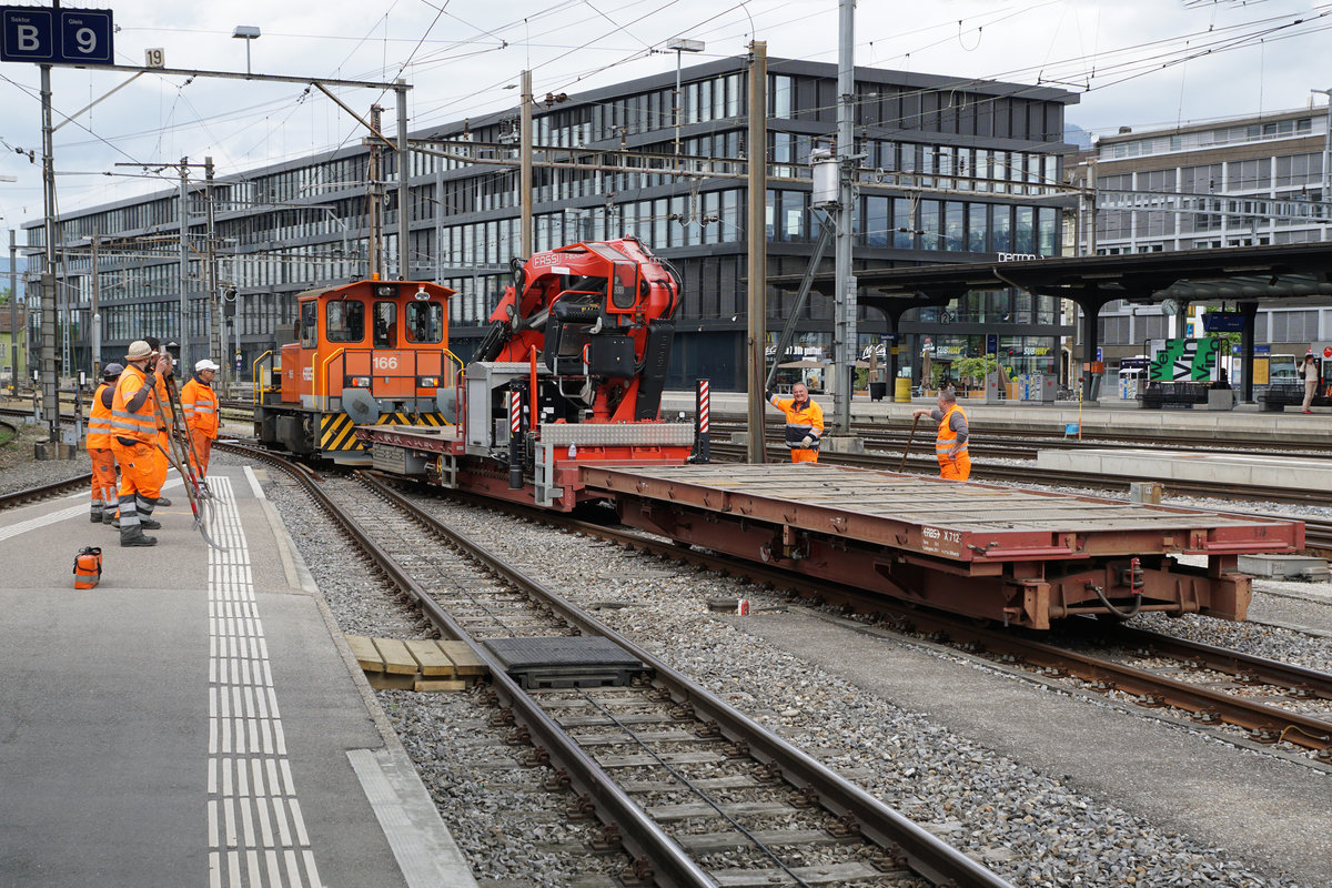 RBS: Verschiedene Impressionen vom Baudienst des Regionalverkehrs Bern Solothurn verewigt am 26. April 2018 in Solothurn.
Foto: Walter Ruetsch