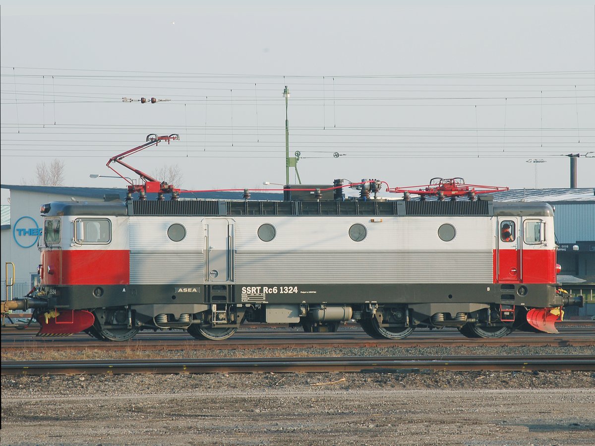RC6 der SSRT in Jönköping 29.03.07. Die SSRT ist eine Schwestergesellschaft der SJ.