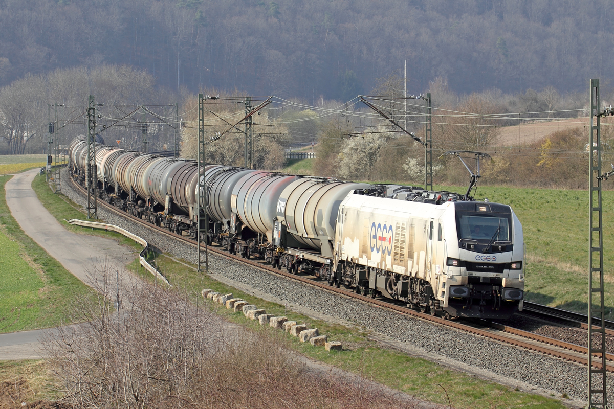 RCM 159 218-7 unterwegs für ECCO Rail bei Harrbach 25.3.2022