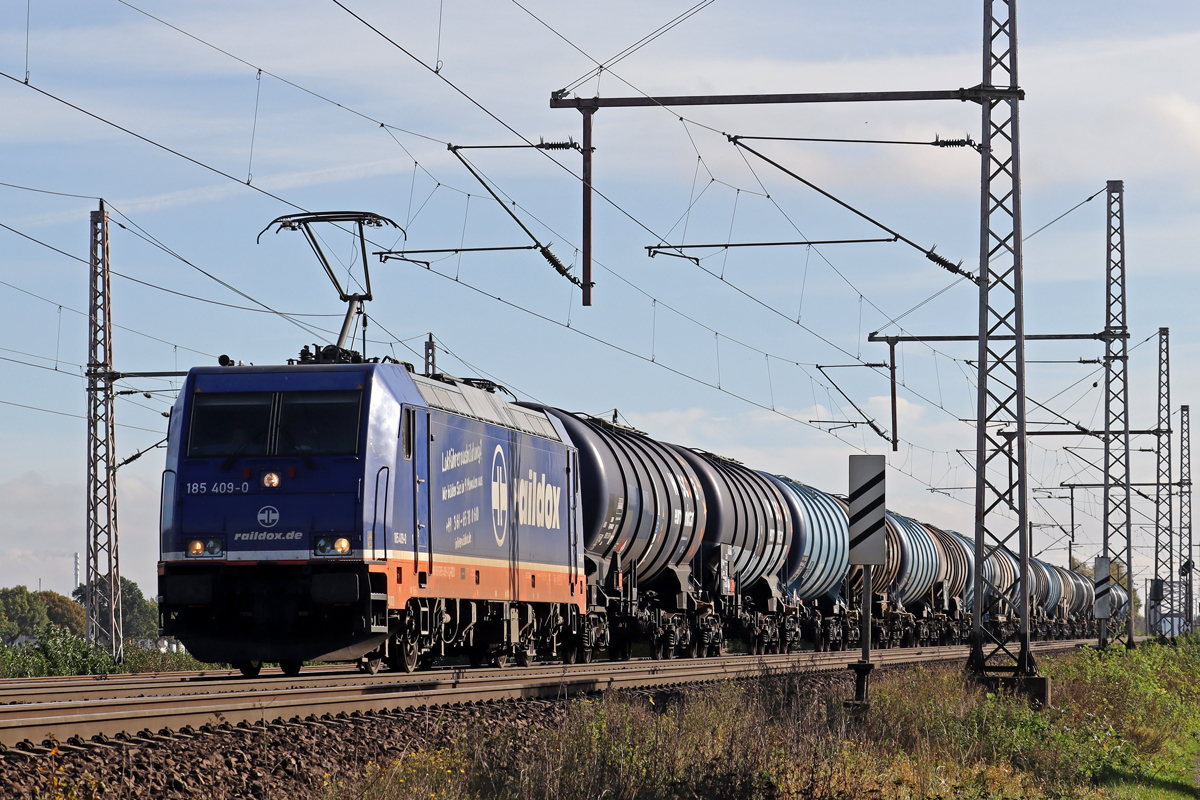 RDX 185 409-0 in Dedensen-Gümmer 25.10.2023